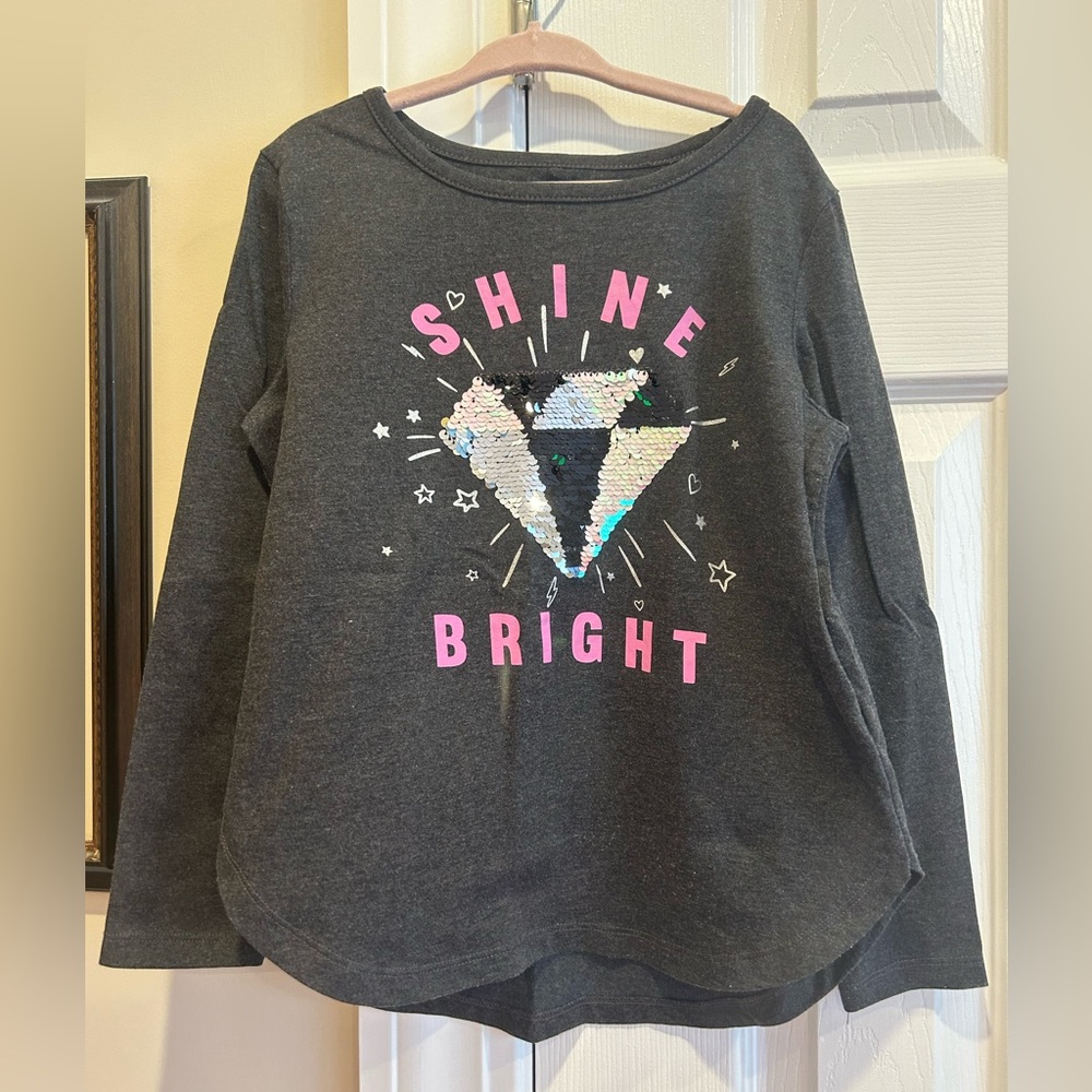 Rumi & Ryder “Shine Bright” Reversible Sequin Diamond Gray Shirt 💎